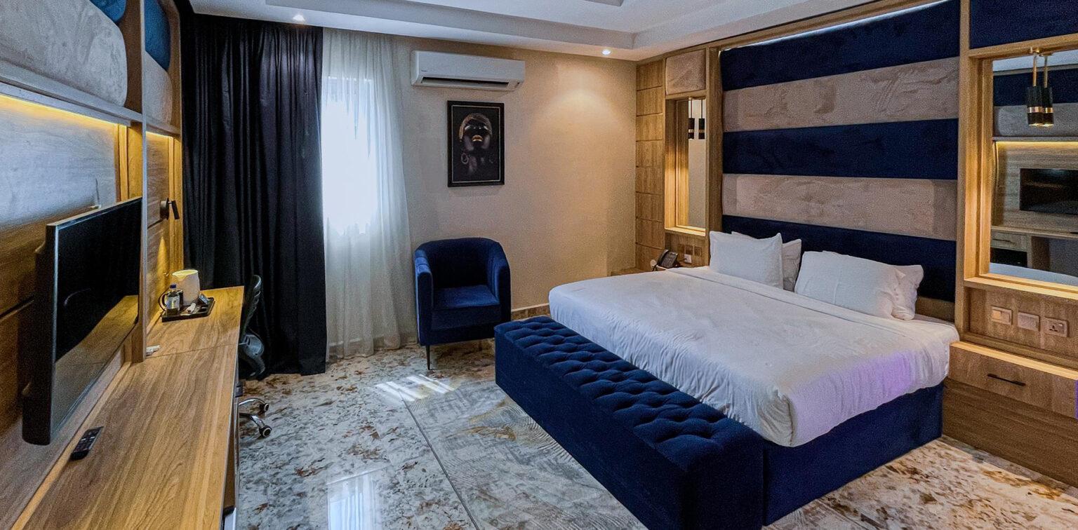 Silver Room
