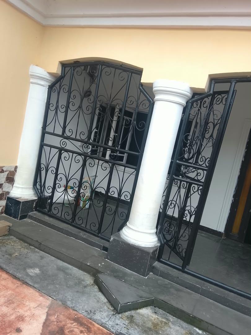 3 bedroom flat to let 8